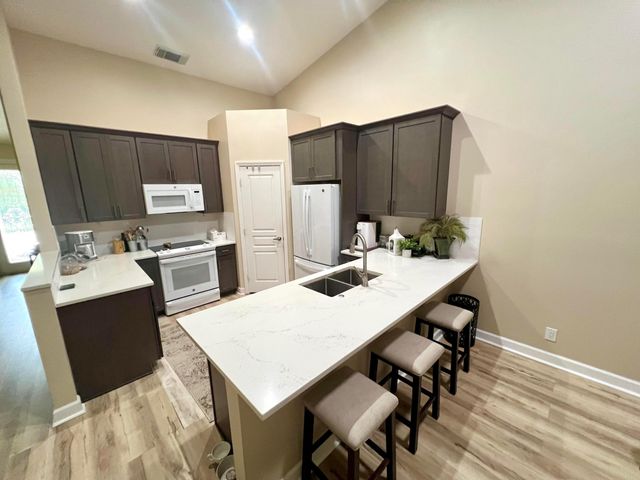 10619 SW Cam Run, Port St Lucie, FL 34987