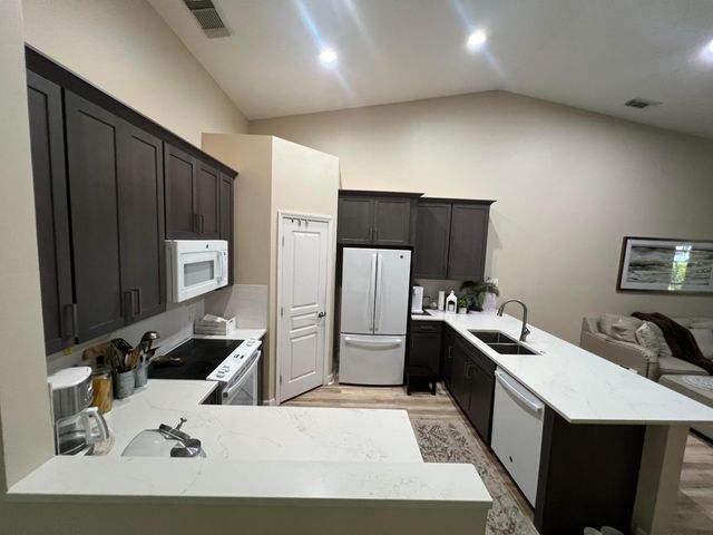 10619 SW Cam Run, Port St Lucie, FL 34987