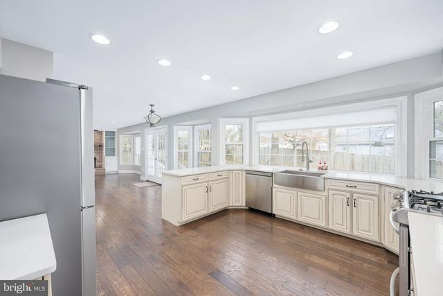 30 LARKWOOD CT, Stafford, VA 22554