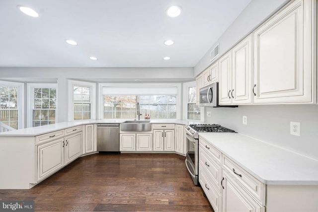 30 LARKWOOD CT, Stafford, VA 22554