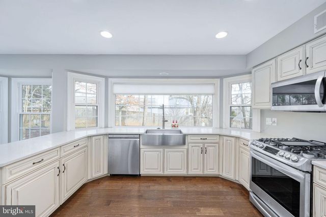 30 LARKWOOD CT, Stafford, VA 22554