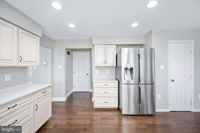 30 LARKWOOD CT, Stafford, VA 22554