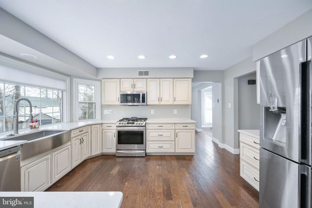 30 LARKWOOD CT, Stafford, VA 22554