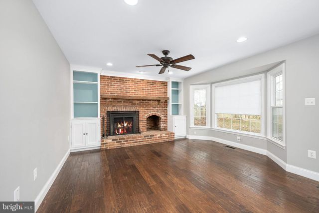 30 LARKWOOD CT, Stafford, VA 22554