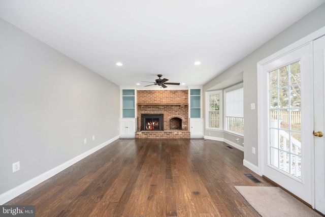 30 LARKWOOD CT, Stafford, VA 22554