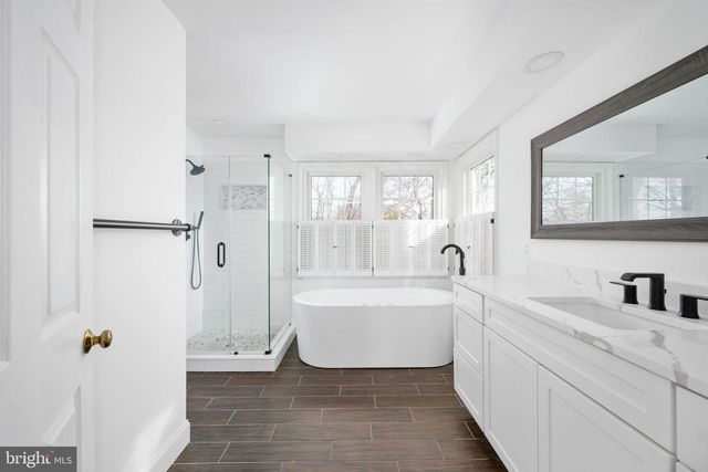 30 LARKWOOD CT, Stafford, VA 22554