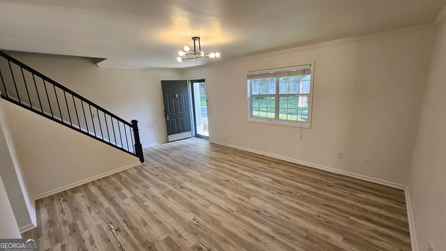6900 Roswell Rd F9, Sandy Springs, GA 30328