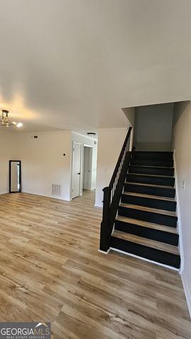 6900 Roswell Rd F9, Sandy Springs, GA 30328