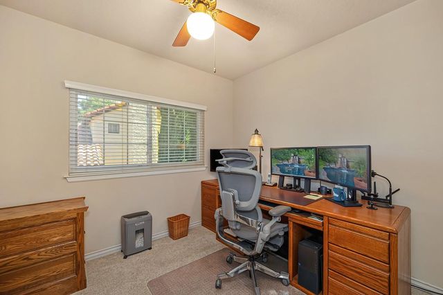 100 Bermuda Ct, Roseville, CA 95678
