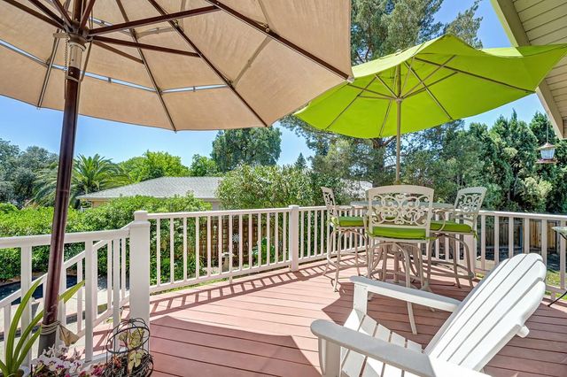 100 Bermuda Ct, Roseville, CA 95678