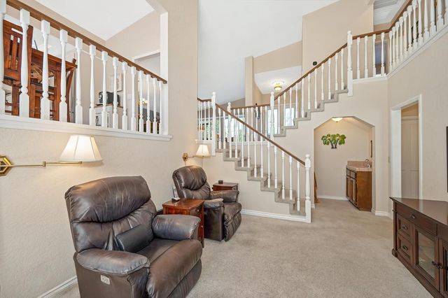 100 Bermuda Ct, Roseville, CA 95678