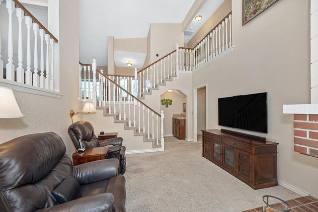 100 Bermuda Ct, Roseville, CA 95678