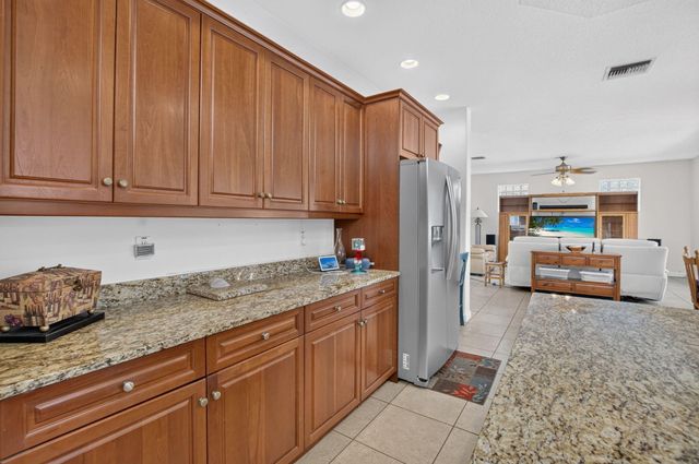 7541 DOWNWINDS Lane, Lake Worth, FL 33467