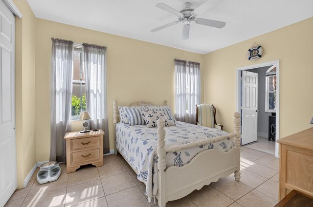 7541 DOWNWINDS Lane, Lake Worth, FL 33467