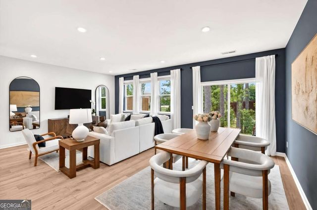 534 East Rope Mill 22, Holly Springs, GA 30115