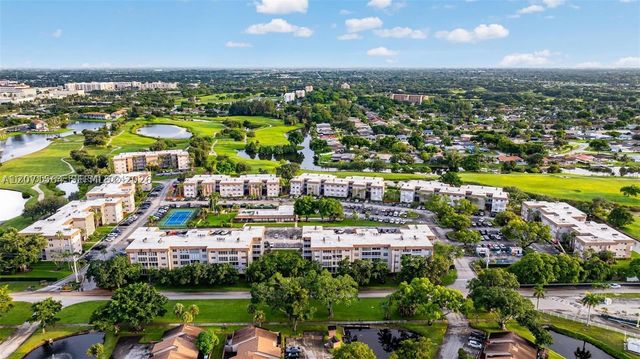 8161 SW 24Th Ct 404, Davie, FL 33324