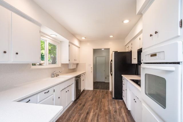 4186 Dena Way, Sacramento, CA 95821