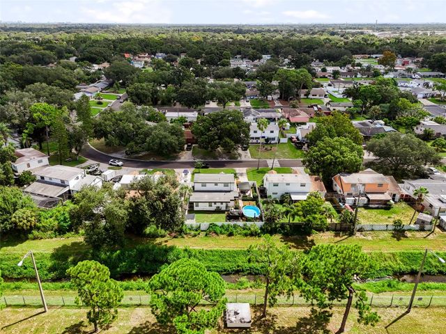 6660 27TH WAY N, St Petersburg, FL 33702