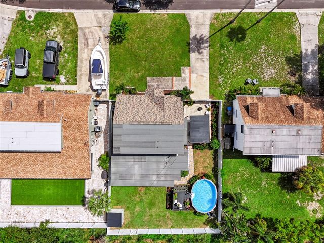 6660 27TH WAY N, St Petersburg, FL 33702
