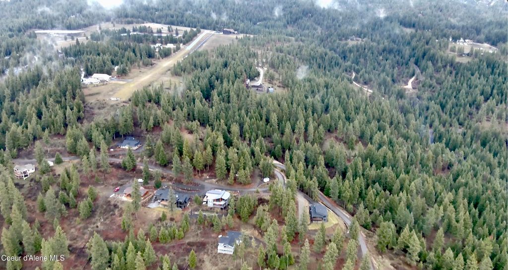 13416 S Runway LN, Harrison, ID 83833 photo 5