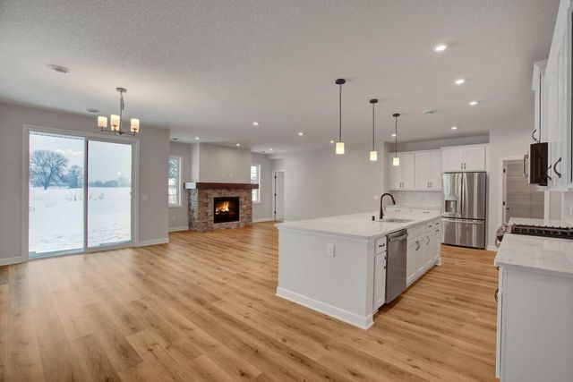 7645 201st Street W, Lakeville, MN 55044