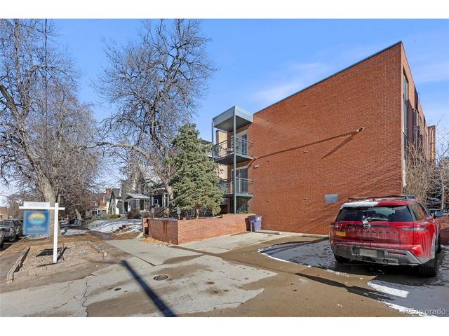 1330 Race St 4, Denver, CO 80206