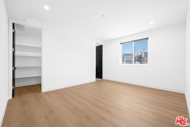 837 N Detroit Street, Los Angeles, CA 90046
