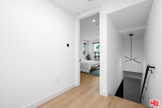 837 N Detroit Street, Los Angeles, CA 90046
