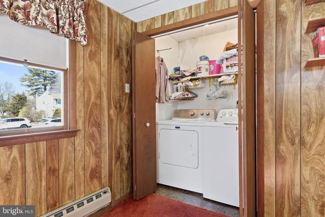 1460 CATHYS LN, North Wales, PA 19454