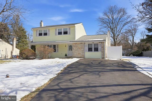 1460 CATHYS LN, North Wales, PA 19454