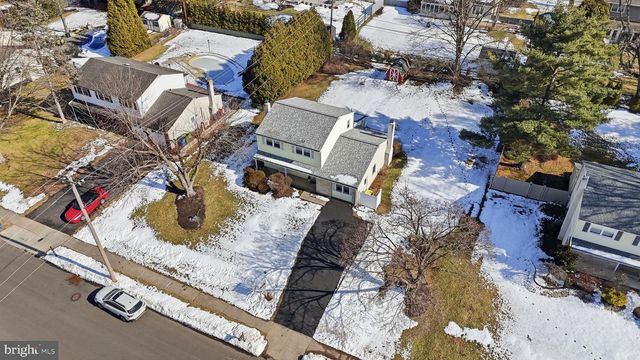 1460 CATHYS LN, North Wales, PA 19454