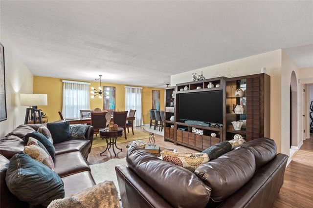 100 E OAK TERRACE DRIVE A2, Leesburg, FL 34748