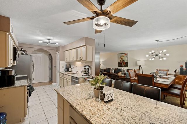 100 E OAK TERRACE DRIVE A2, Leesburg, FL 34748