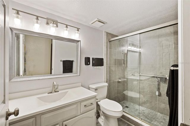 100 E OAK TERRACE DRIVE A2, Leesburg, FL 34748