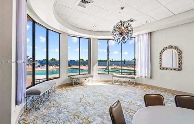 1800 NE 114th St 811, Miami, FL 33181