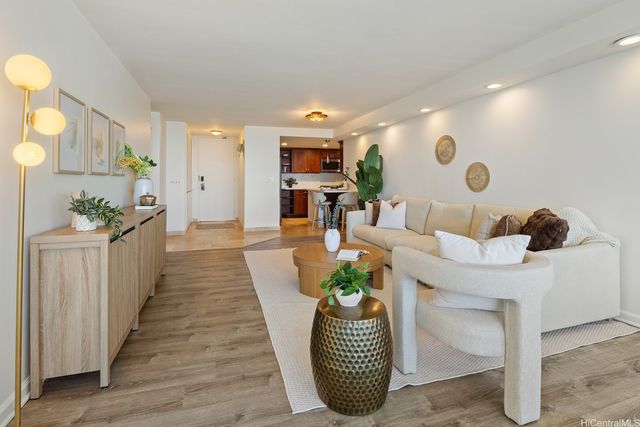 1600 Ala Moana Boulevard 2808, Honolulu, HI 96815