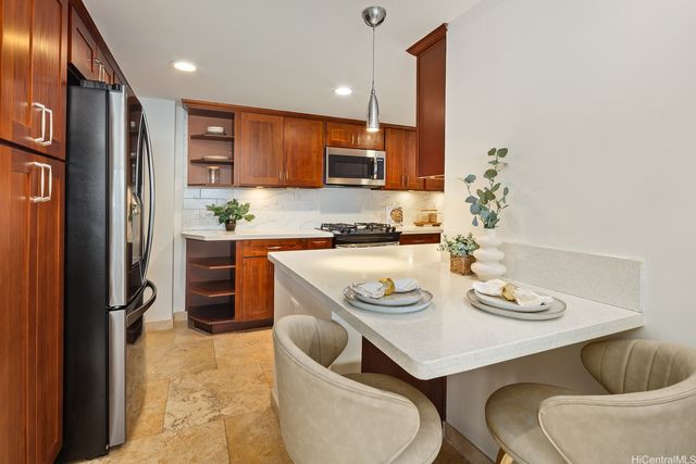 1600 Ala Moana Boulevard 2808, Honolulu, HI 96815