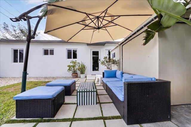 995 NE 156th Terrace, North Miami Beach, FL 33162