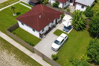 995 NE 156th Terrace, North Miami Beach, FL 33162