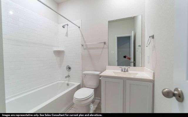 1406 16th Ave N, Texas City, TX 77590