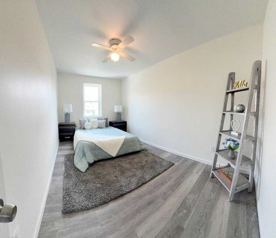 437 Sapphire Way, Bloomfield, PA 15224