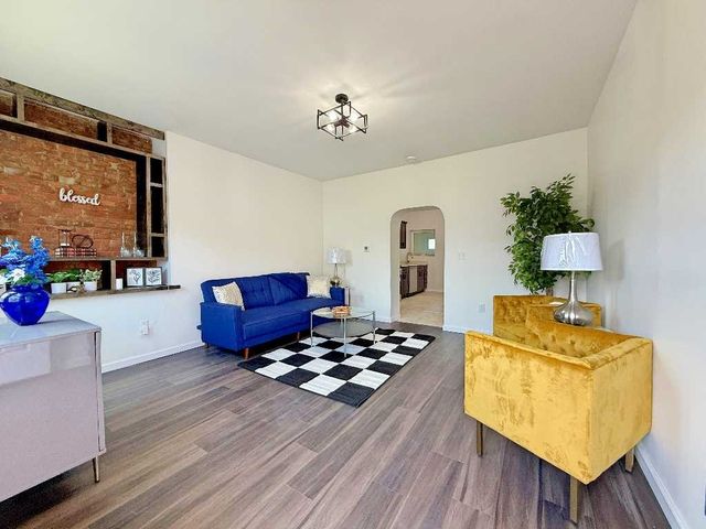 437 Sapphire Way, Bloomfield, PA 15224