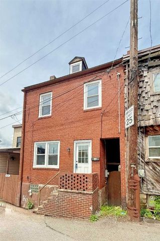 437 Sapphire Way, Bloomfield, PA 15224