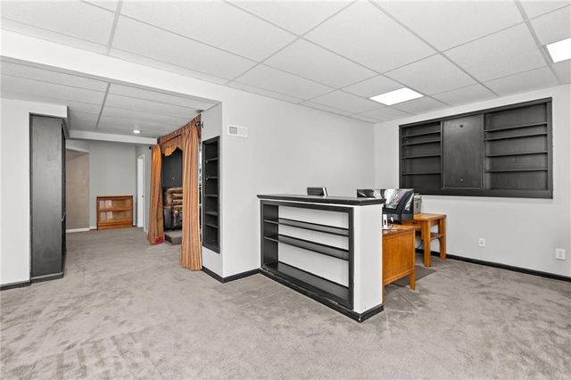 7640 N Everton Avenue, Kansas City, MO 64152