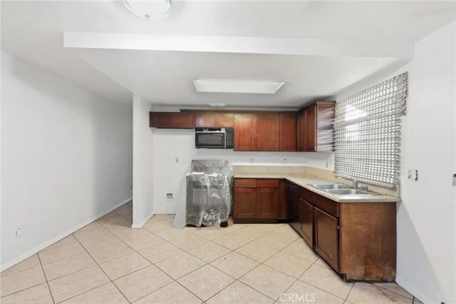 1380 W 7th, San Bernardino, CA 92411