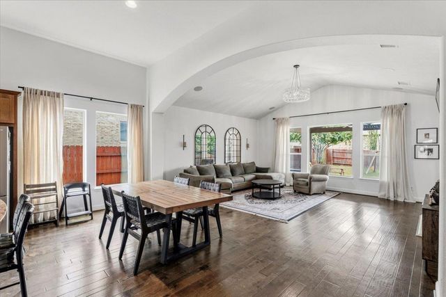 1505 Long Shadow LN, Georgetown, TX 78628