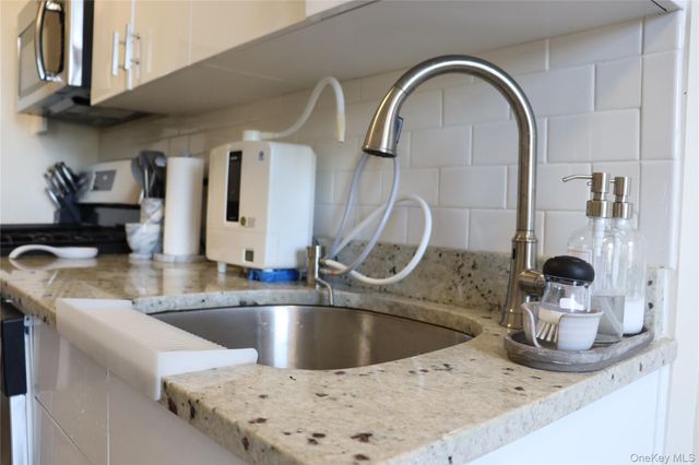 47 N Central Avenue 3K, Hartsdale, NY 10530