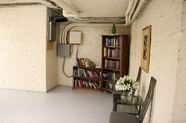 47 N Central Avenue 3K, Hartsdale, NY 10530