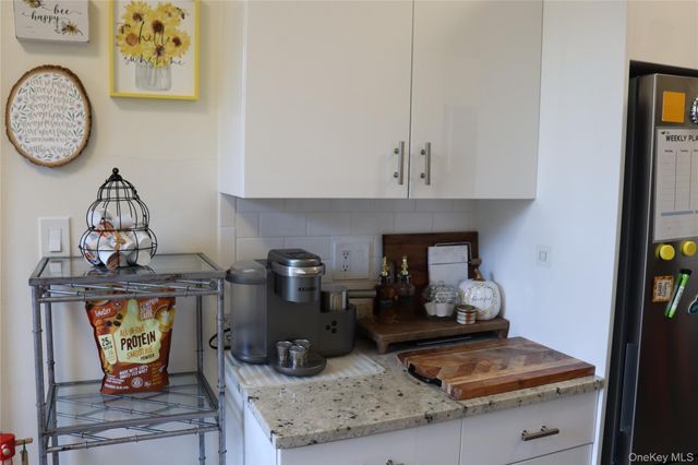 47 N Central Avenue 3K, Hartsdale, NY 10530