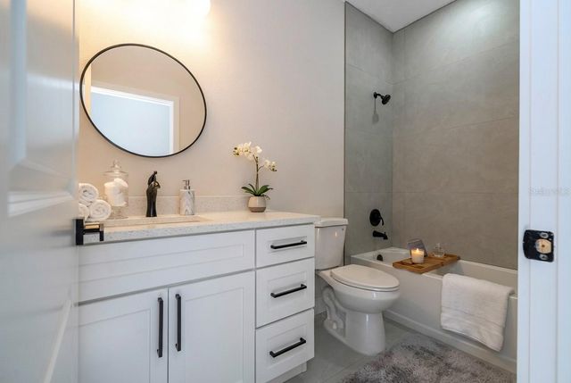 427 EAST 13TH STREET, Apopka, FL 32703